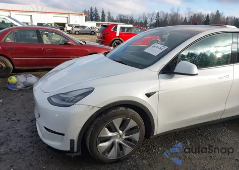 2021 Tesla Model Y Standard Range Rear-Wheel Drive из США, поврежденный, VIN 5YJYGDED7MF111122